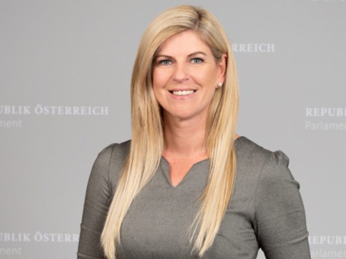 (c)Parlamentsdirektion/PHOTO SIMONIS