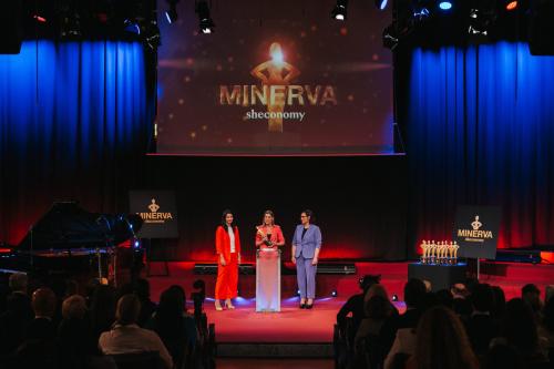 (c)PhilippLipiarski-6641_Julia Pfneißl-Mauritz, Manuela Kaiser, Kornelia Diemusch_Sieger_Community