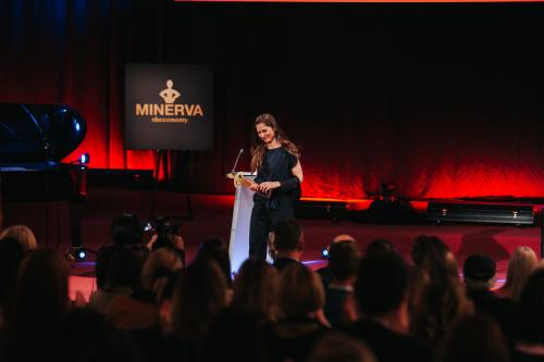 (c)PhilippLipiarski-6866_Katharina Zeitlhofer_Gewinnerin_Tech