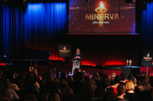 (c)PhilippLipiarski-7133_Anke_Van_Beekhuis