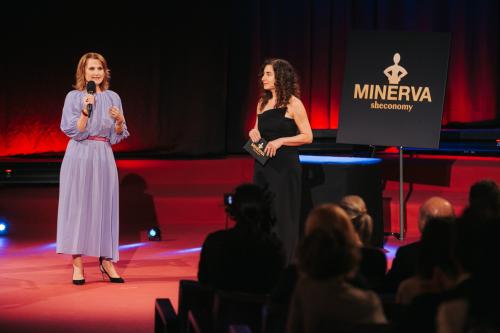 (c)PhilippLipiarski-7259_Michaela_Ernst_Herausgeberin_Sheconomy