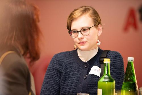 she.innovates-1058_MAS9830