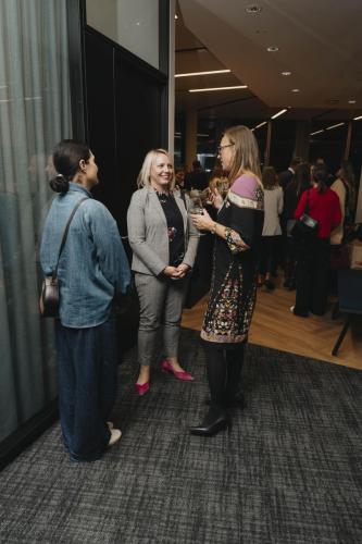 20251030-sheconomy-page-executive-193