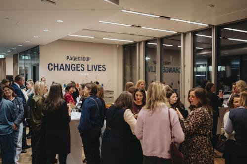 20251030-sheconomy-page-executive-239