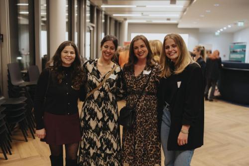 20251030-sheconomy-page-executive-256