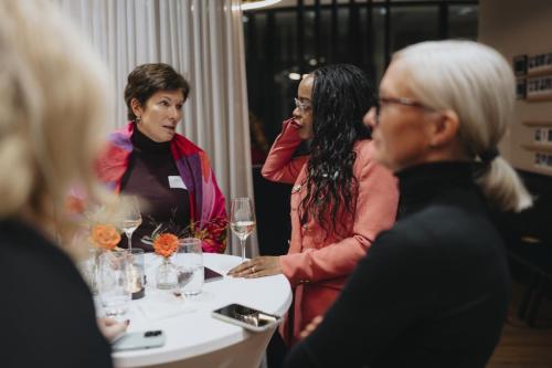 20251030-sheconomy-page-executive-269