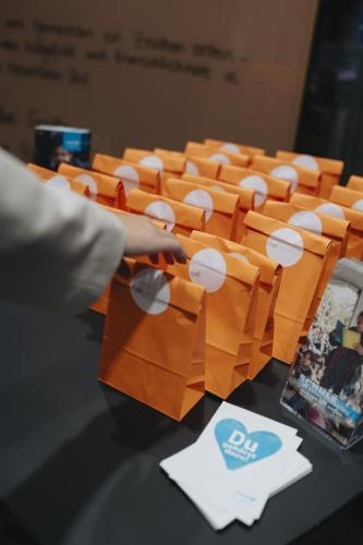 20251030-sheconomy-page-executive-290