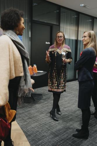 20251030-sheconomy-page-executive-291