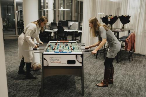 20251030-sheconomy-page-executive-294