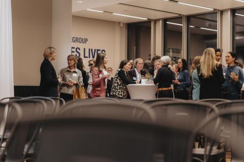 20251030-sheconomy-page-executive-90